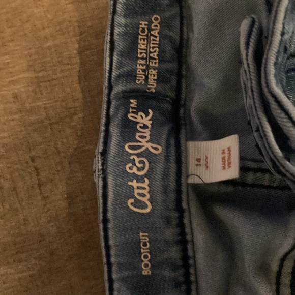 Cat and Jack Girls Light Blue Jeans.  Size 14. - Picture 3 of 4